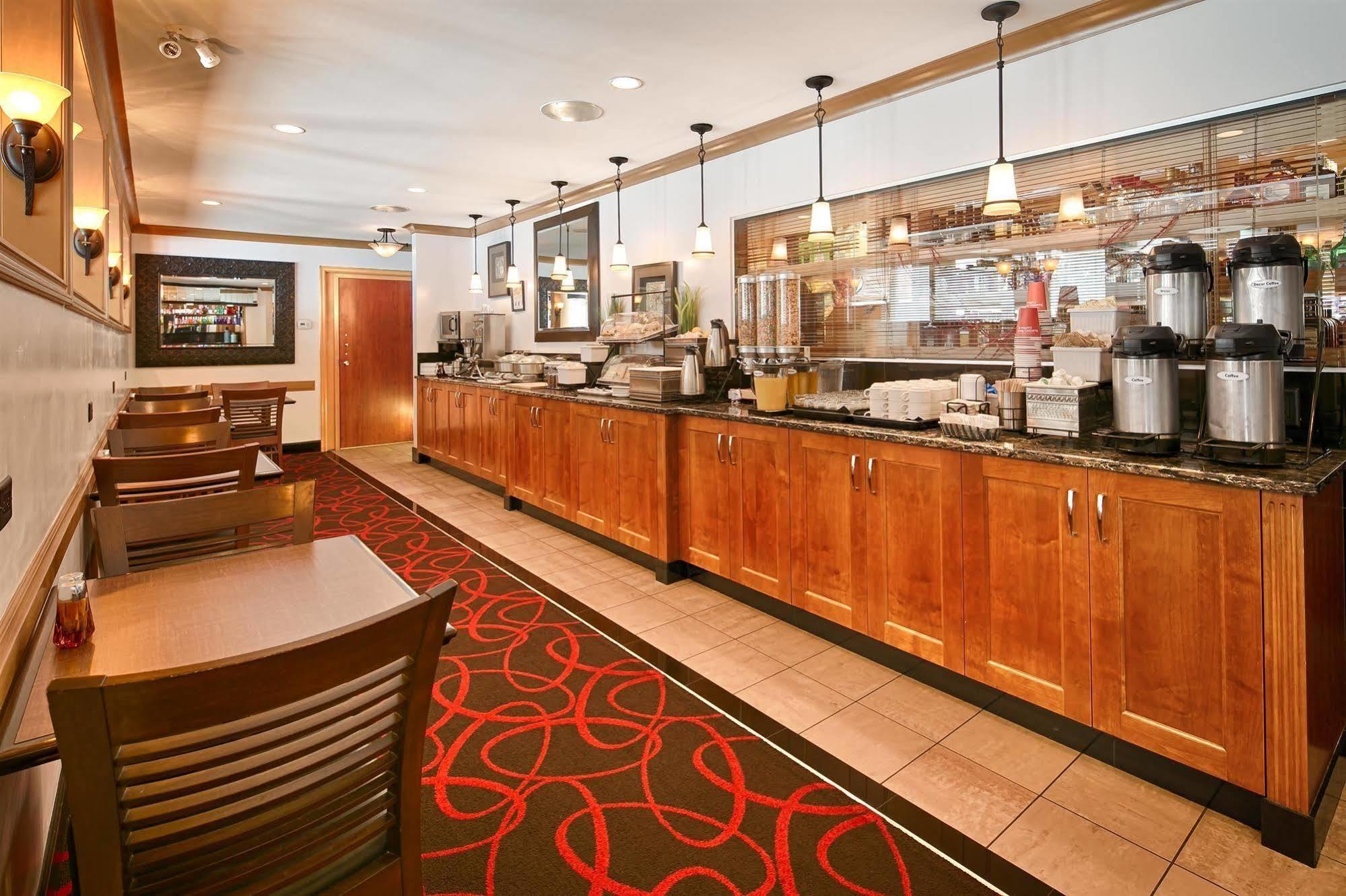 Best Western Plus Columbia River Hotel Trail Екстериор снимка